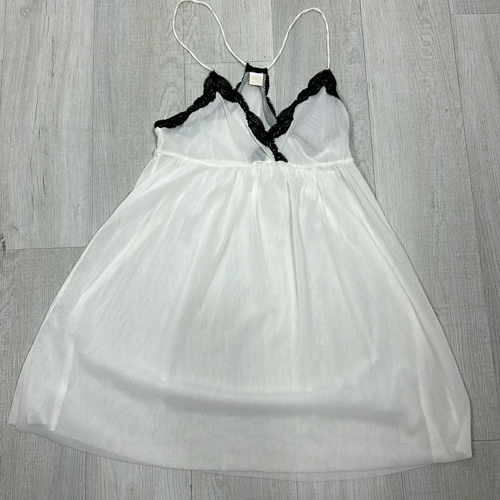 Only Hearts N.Y.C Nordstrom Mesh Chemise In White Size M/L